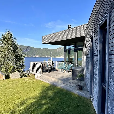 Delikat, Moderne Og Komfortabel Med Panoramautsikt Over Nisser * Fjone