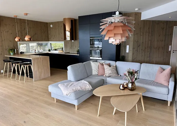Delikat, Moderne Og Komfortabel Med Panoramautsikt Over Nisser * Fjone
