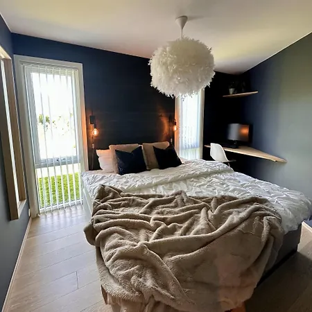 Casa de Férias Delikat, Moderne Og Komfortabel Med Panoramautsikt Over Nisser *