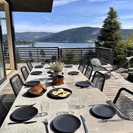 Delikat, Moderne Og Komfortabel Med Panoramautsikt Over Nisser Casa de Férias Fjone