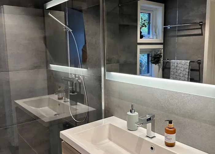 Feriehus Delikat, Moderne Og Komfortabel Med Panoramautsikt Over Nisser